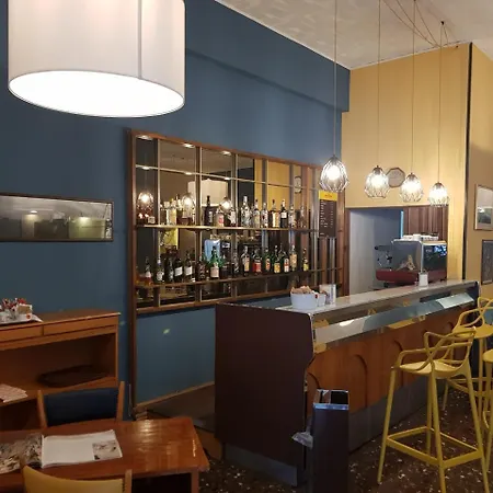 酒店 特拉尼宜必思尚品酒店 3*