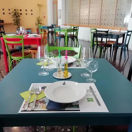 Отель Ibis Styles Трани