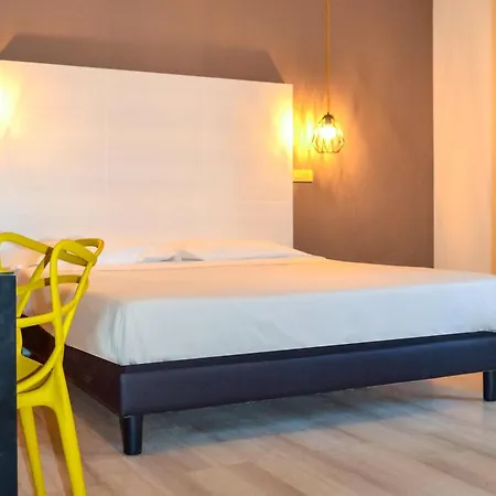 Ibis Styles 3*