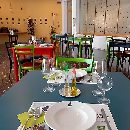Ibis Styles