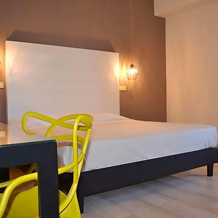 Ibis Styles 트라니