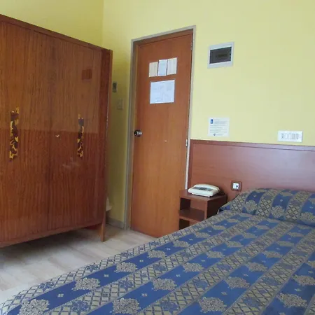 Ibis Styles 3*