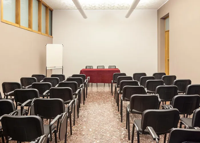 Ibis Styles 3* تراني