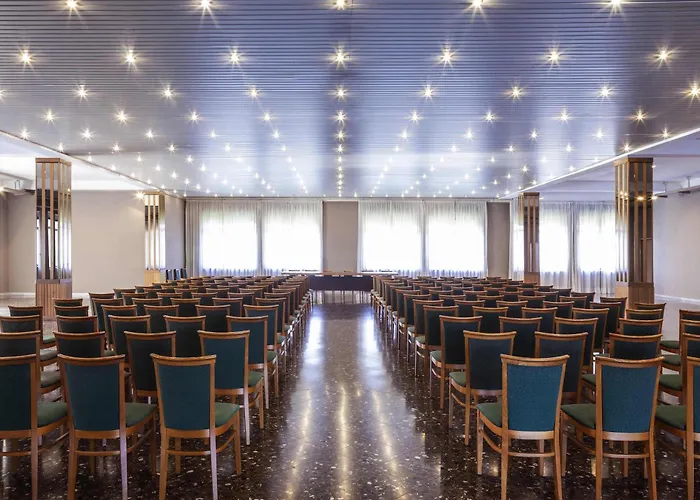 Ibis Styles 3* تراني